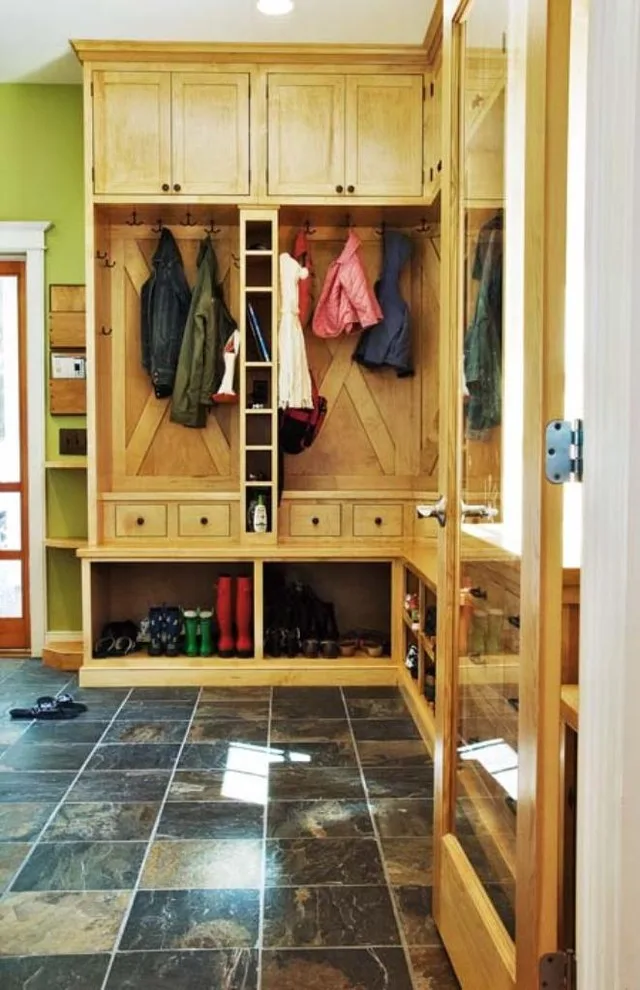 Personalized Entryway Space by Peregrine Design Build - Photo 5