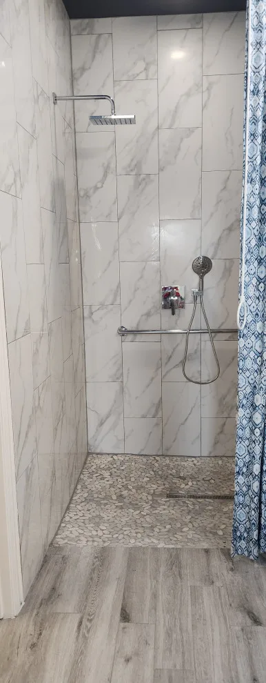 Barrier-Free Shower by Built Dfw - Photo 4