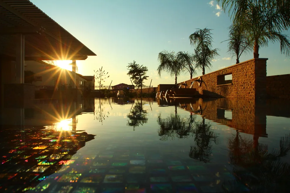 Elegant Sophistication by Red Rock Design-Build And Red Rock Pools And Spas - Photo 9