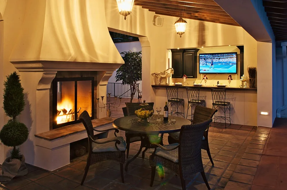 Spanish Retreat by Dan Waibel Designer Builder - Photo 2