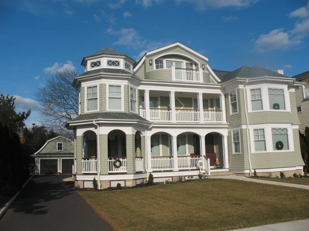 York Avenue and Wreck Pond by Degnan Design Build + Degnan Design Group - Photo 6
