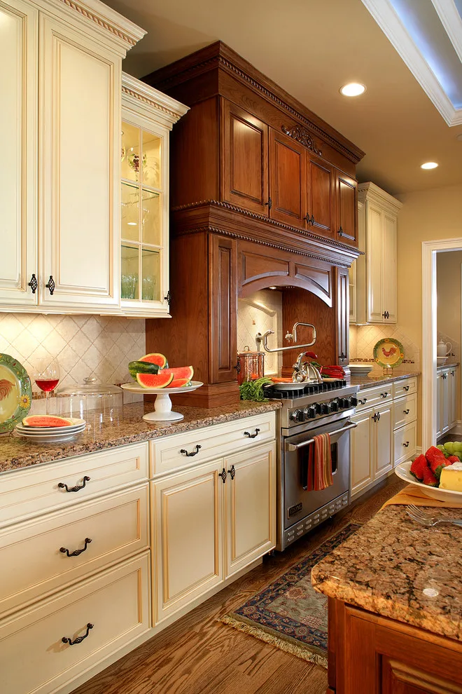 East Hill Estate by Creative Design Construction, Inc. - Photo 2