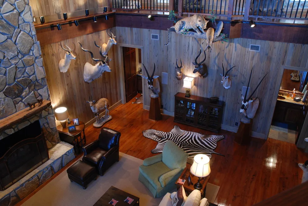Double-Level Award Gallery by HoBart Builders, Inc. - Photo 2
