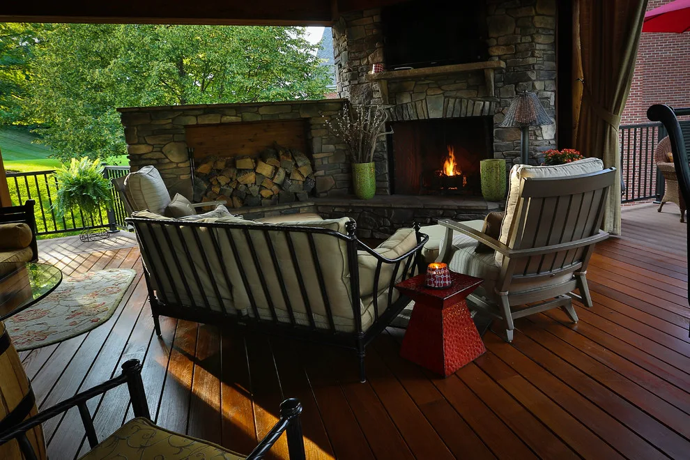 Equipped Outdoor Kitchen by Maile, Tekulve & Gray - Photo 5