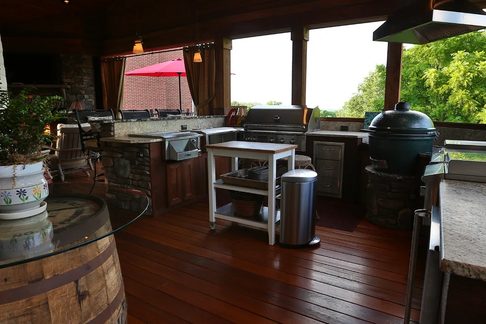 Equipped Outdoor Kitchen by Maile, Tekulve & Gray - Photo 10