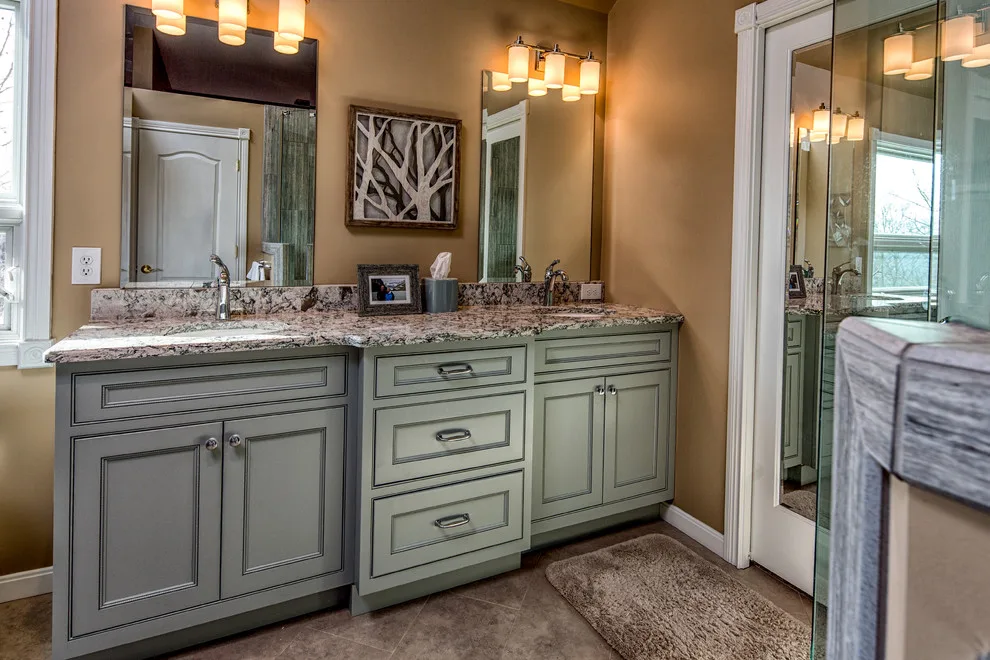 Renovated Master Bathroom and Kitchen by Maile, Tekulve & Gray - Photo 6