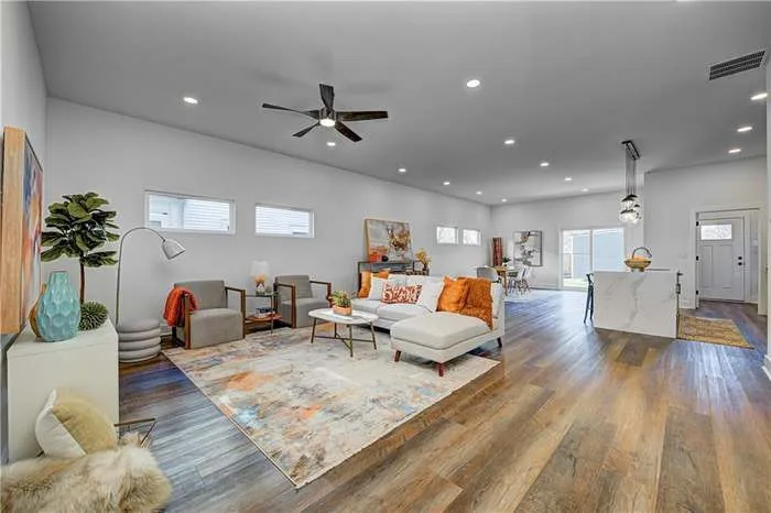Residence 1029 by The Heartland Group - Photo 6