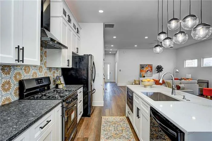 Residence 1029 by The Heartland Group - Photo 7