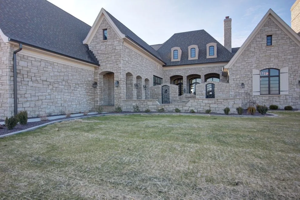 Hogg Home by Premier Homes Of Illinois, Inc - Photo 33