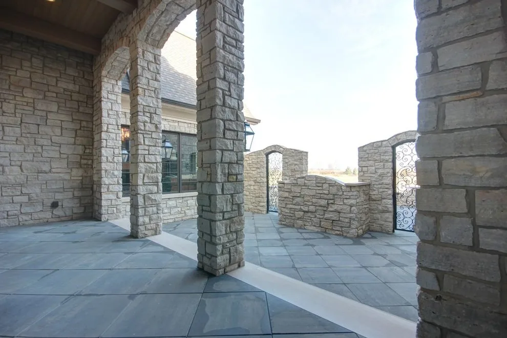 Hogg Home by Premier Homes Of Illinois, Inc - Photo 20