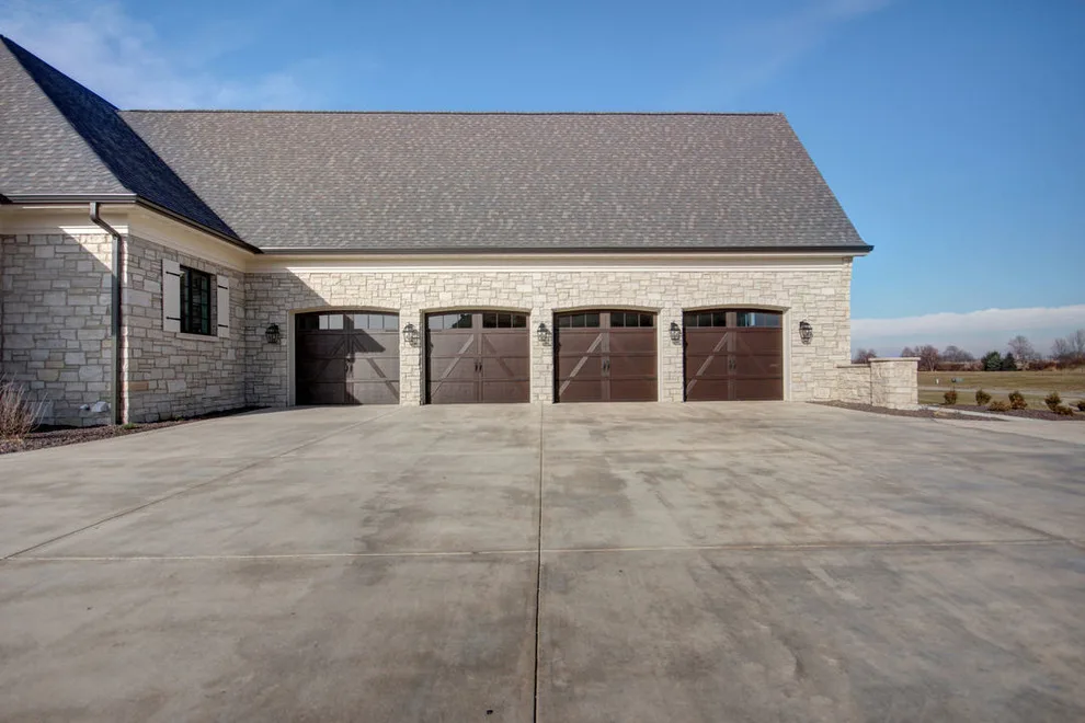 Hogg Home by Premier Homes Of Illinois, Inc - Photo 3