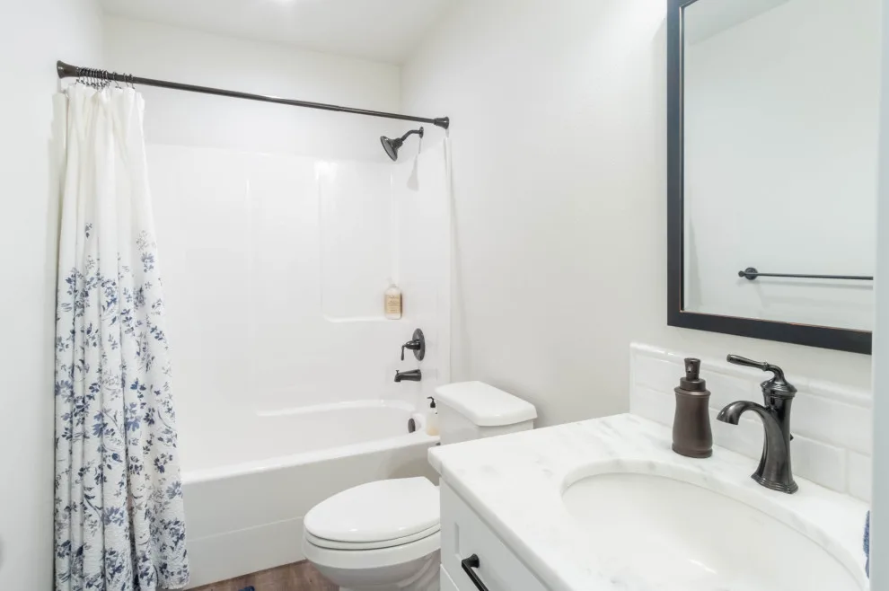 Custom Home on 18th Avenue by Williams Contracting, Inc. - Photo 3