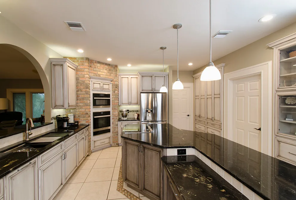 2015 Award-Winning Renovation Project by KM Builders - Photo 9