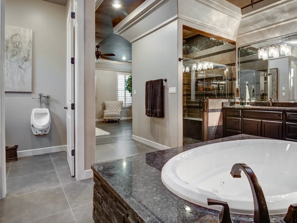 2017 Homes Model Showcase by Bella Vista Custom Homes, Inc. - Photo 5