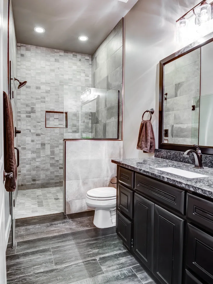 2017 Homes Model Showcase by Bella Vista Custom Homes, Inc. - Photo 32