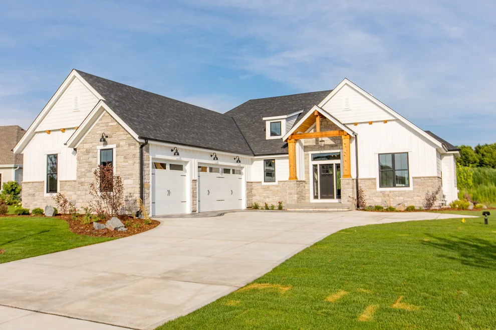 Aspen Homes Parade Model at Cedar Creek Ranch by Aspen Homes Inc - Photo 37