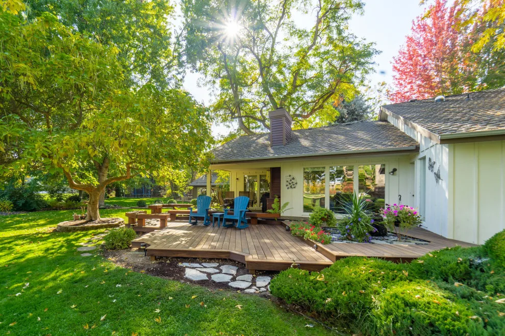 2022 Deck Renovation by Renaissance Remodeling - Photo 4