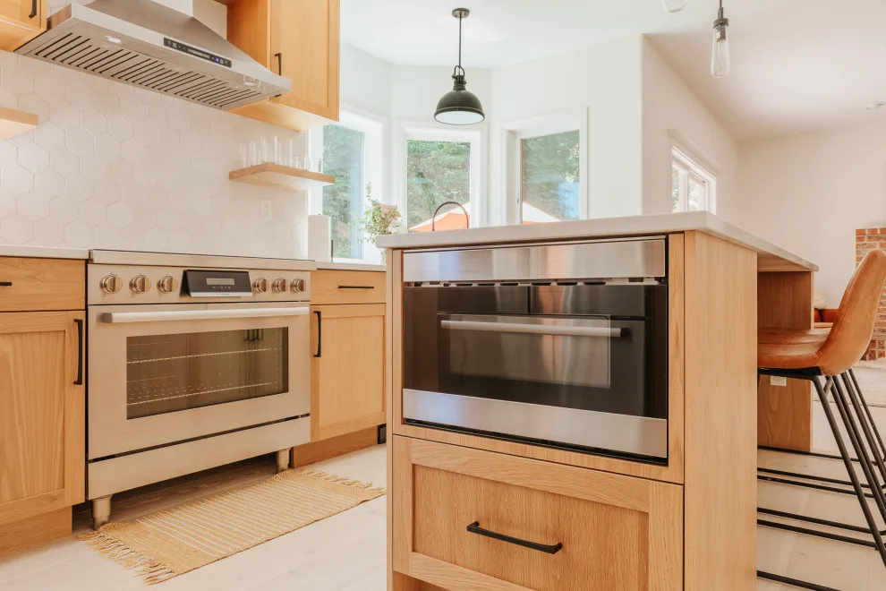 2024 Bolton Kitchen Development by Lamont Bros. Design & Construction - Photo 15