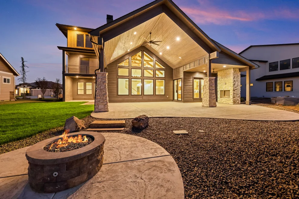 Contemporary Mountain by Solitude Homes - Photo 34