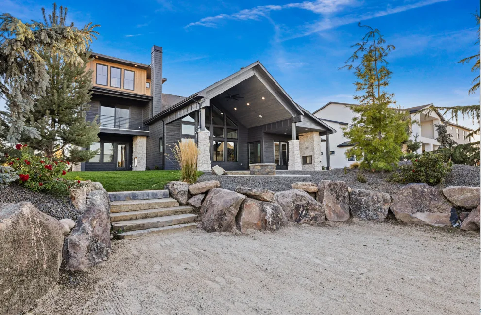 Contemporary Mountain by Solitude Homes - Photo 28