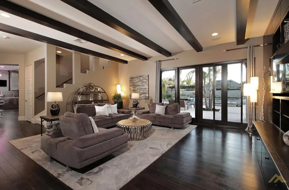 5200 square feet Spanish Transitional by Sweaney Custom Homes, Inc. - Photo 17