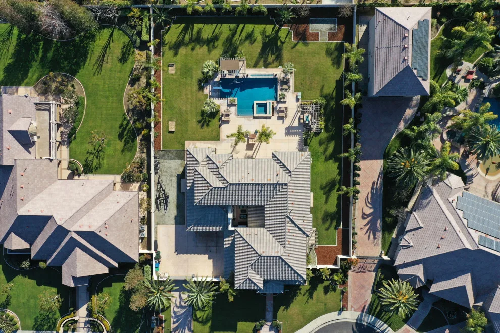 5200 square feet Spanish Transitional by Sweaney Custom Homes, Inc. - Photo 38