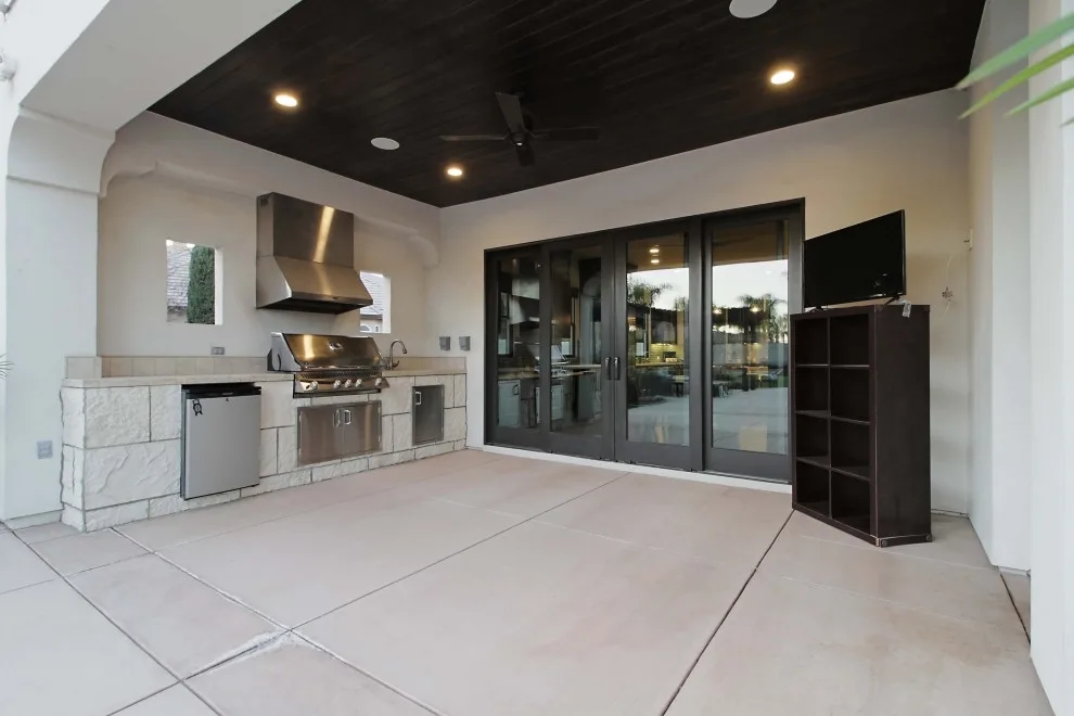 5200 square feet Spanish Transitional by Sweaney Custom Homes, Inc. - Photo 45