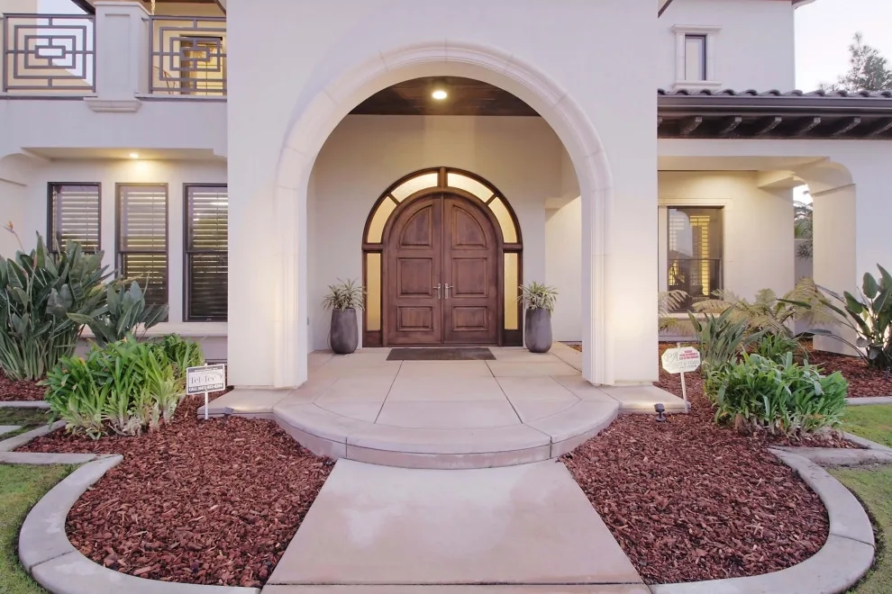 5200 square feet Spanish Transitional by Sweaney Custom Homes, Inc. - Photo 11
