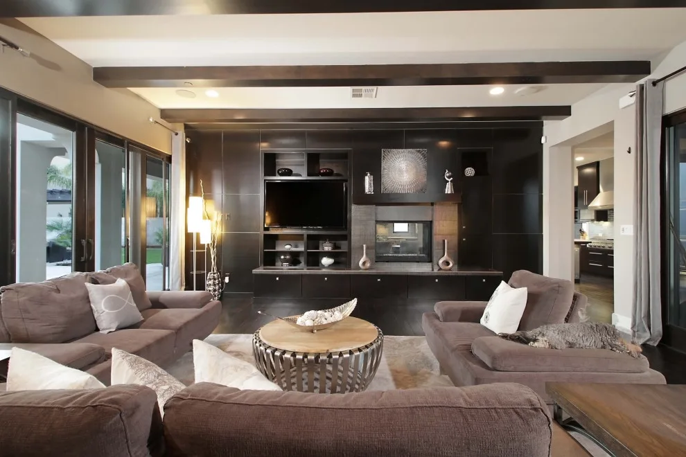5200 square feet Spanish Transitional by Sweaney Custom Homes, Inc. - Photo 13