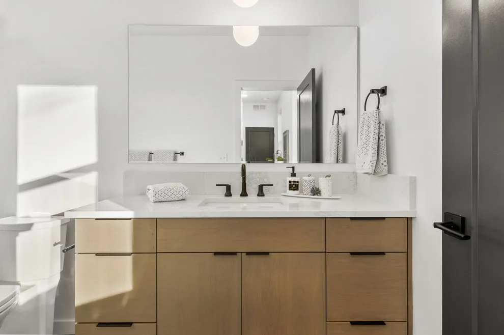542 Denver - New Development by Urban Design + Build - Photo 4