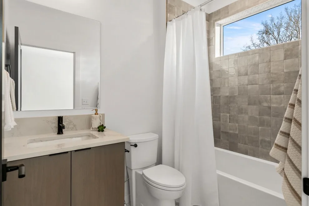542 Denver - New Development by Urban Design + Build - Photo 6
