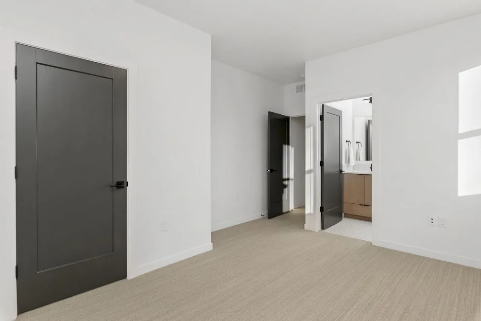 542 Denver - New Development by Urban Design + Build - Photo 7
