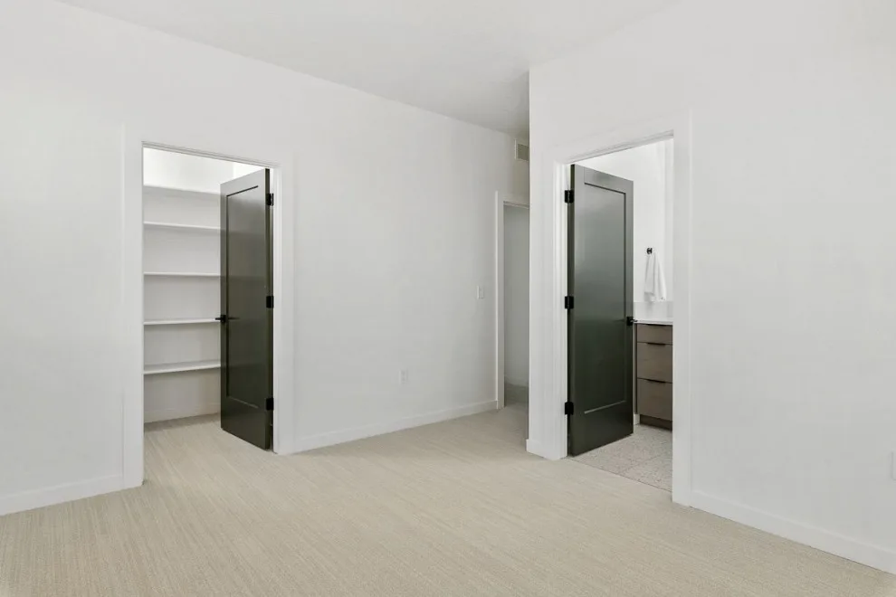 542 Denver - New Development by Urban Design + Build - Photo 29
