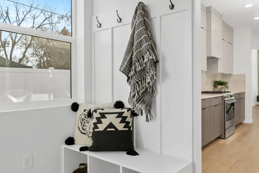542 Denver - New Development by Urban Design + Build - Photo 31