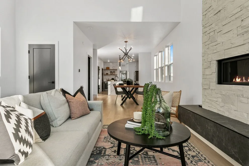542 Denver - New Development by Urban Design + Build - Photo 9