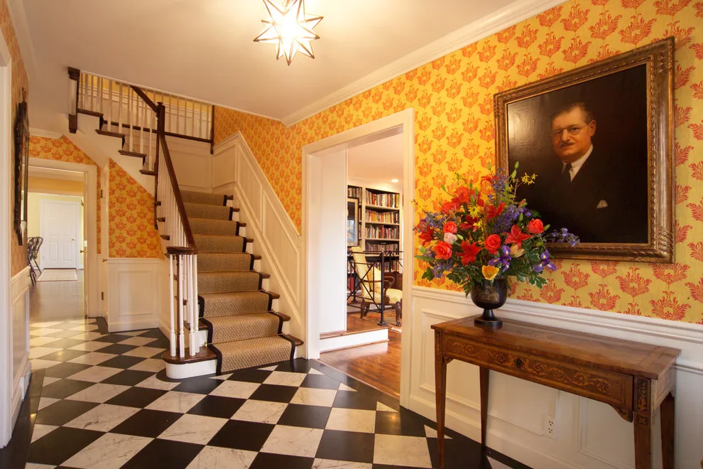 Eight Monochrome Marble Flooring Designs by The Lee W. Robinson Company - Photo 7
