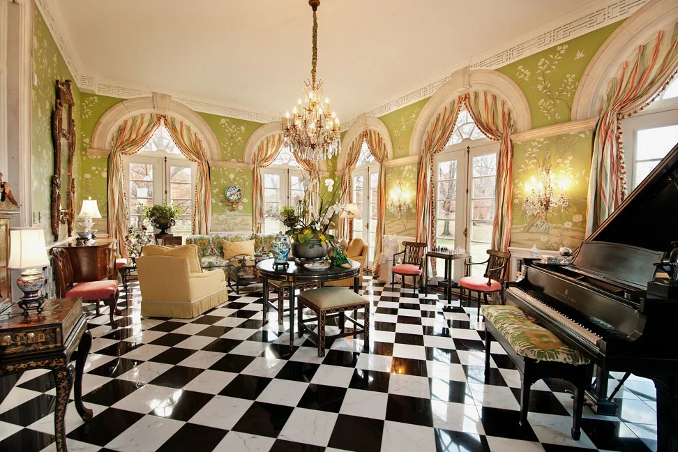 Eight Monochrome Marble Flooring Designs by The Lee W. Robinson Company - Photo 4