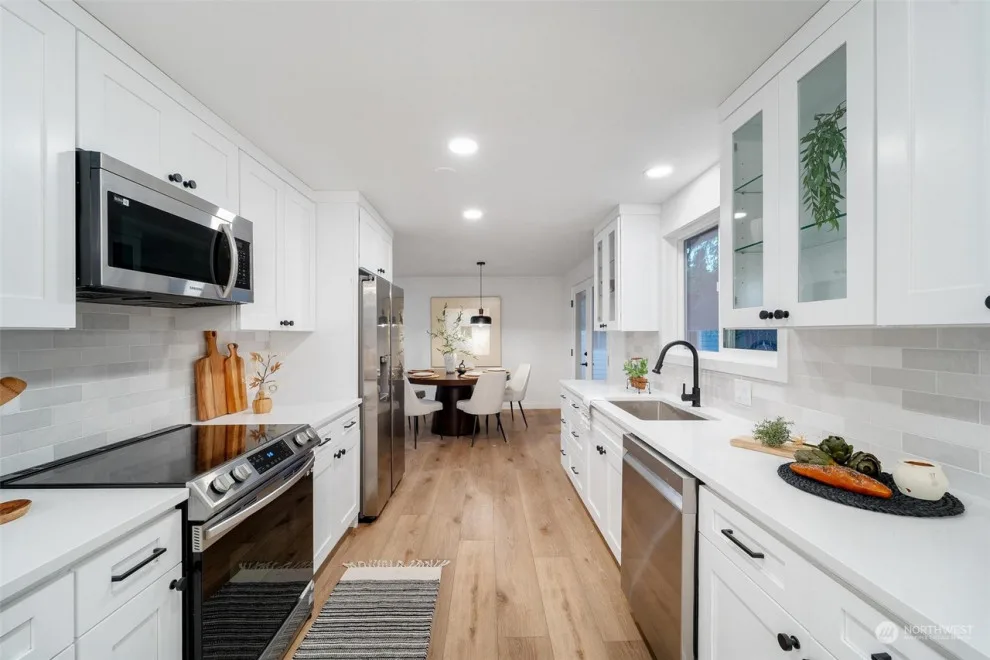 Crimson Door Cottage by United Signature Tacoma - Photo 5
