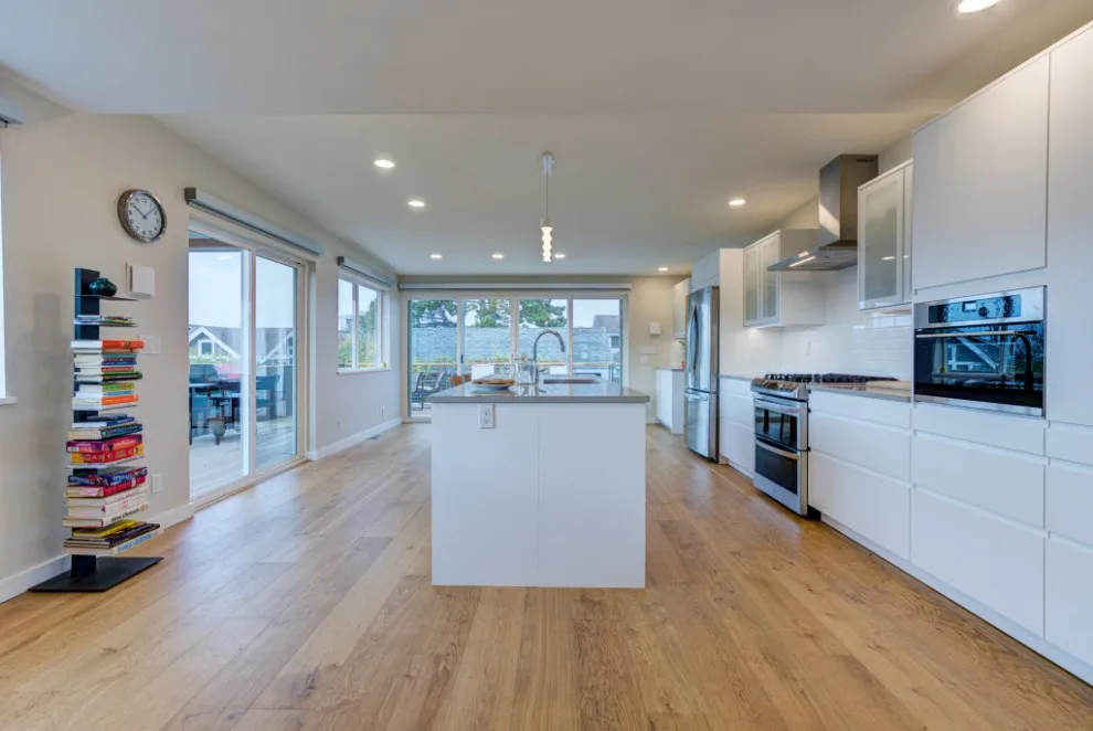 Alki Culinary Space, Lounge, and Patio by Better Builders - Photo 16