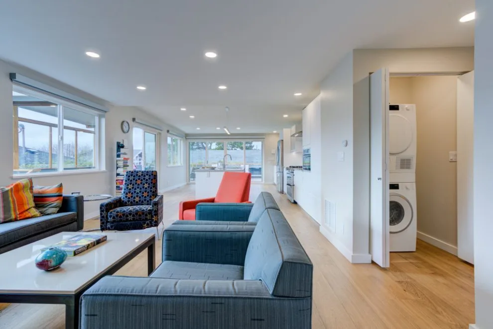 Alki Culinary Space, Lounge, and Patio by Better Builders - Photo 15