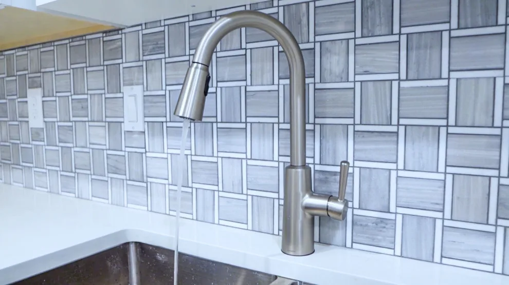 White Kitchen Interior Design by United Signature - Photo 6
