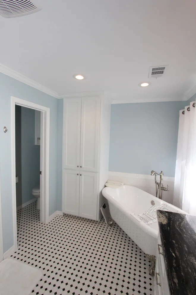 Amarillo Bathroom Renovation by Bobby Sanders -- Sanders Design Build - Photo 5