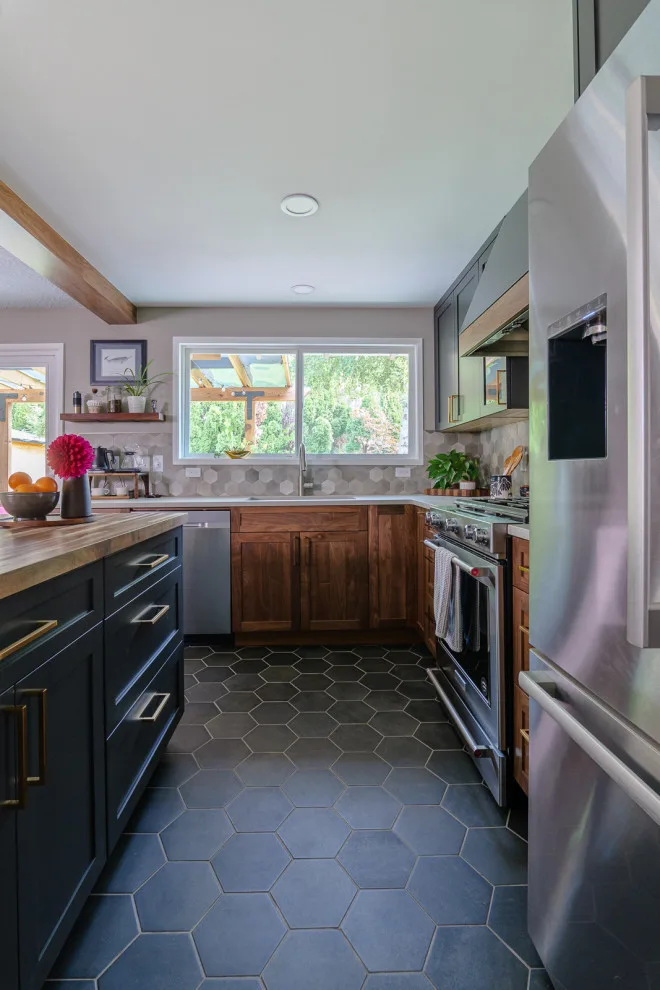 A Public Kitchen by Lamont Bros. Design & Construction - Photo 2