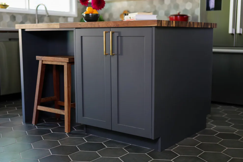 A Public Kitchen by Lamont Bros. Design & Construction - Photo 10