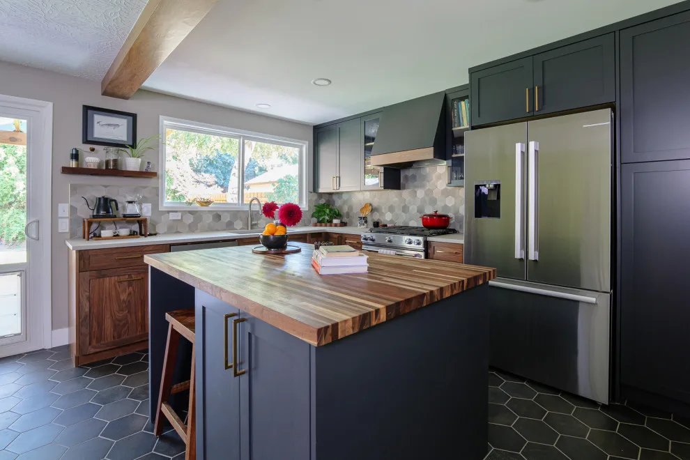 A Public Kitchen by Lamont Bros. Design & Construction - Photo 6