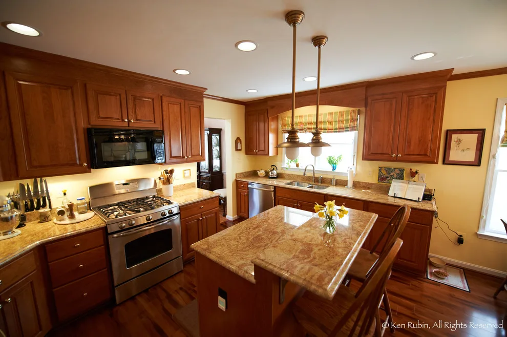 Classic Kitchen by Construction Solutions - Photo 4