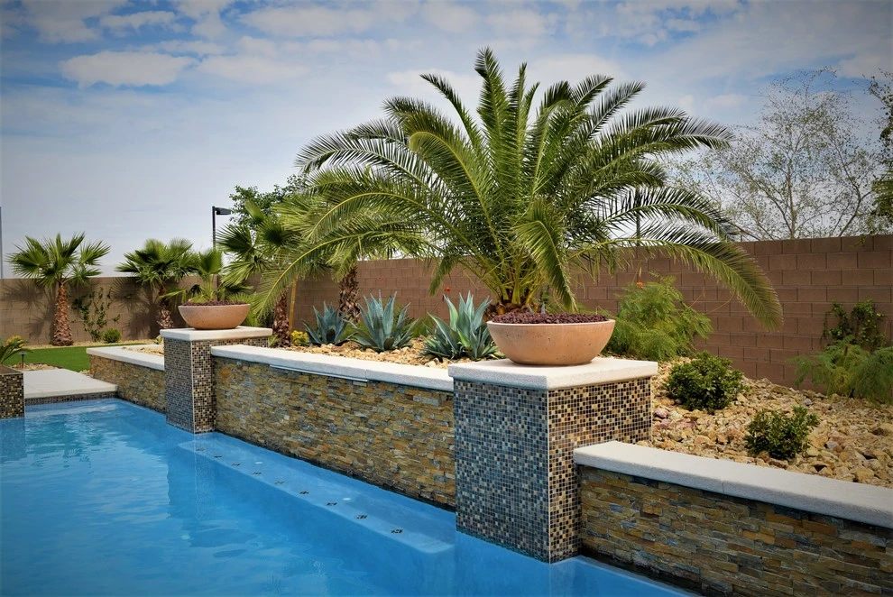 Our Projects by Mac Landscaping INC - Photo 19
