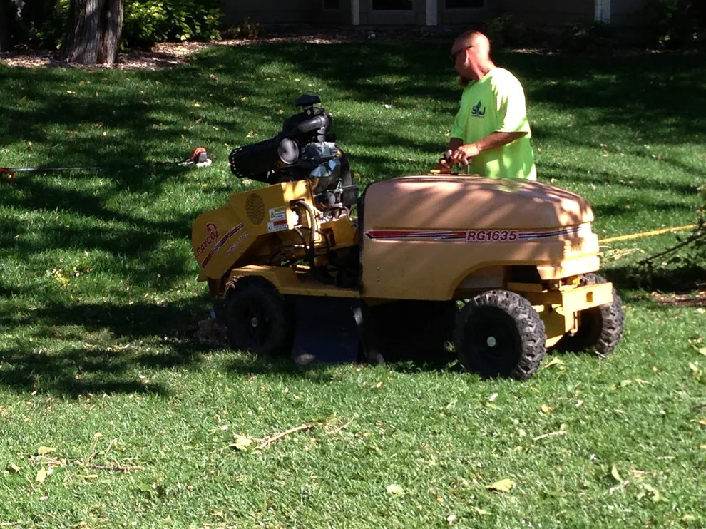 S & J Total Lawn & Tree Care - Photo 2
