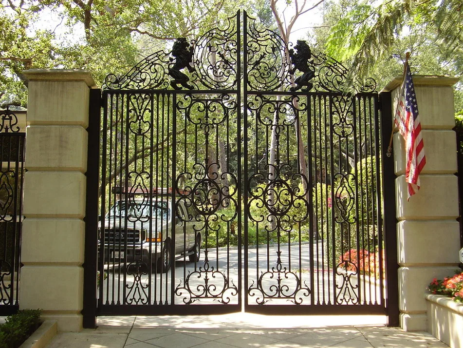 Method Doors And Gates - Photo 12