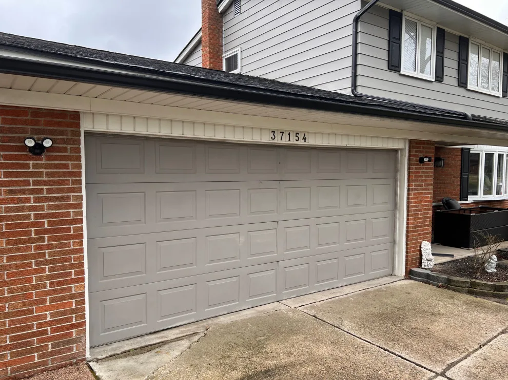 ARK Garage Doors LLC - Photo 5